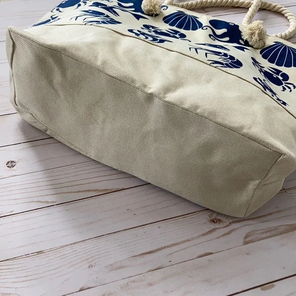 Jumbo Marine Life Beach Tote - Picture 4 of 8